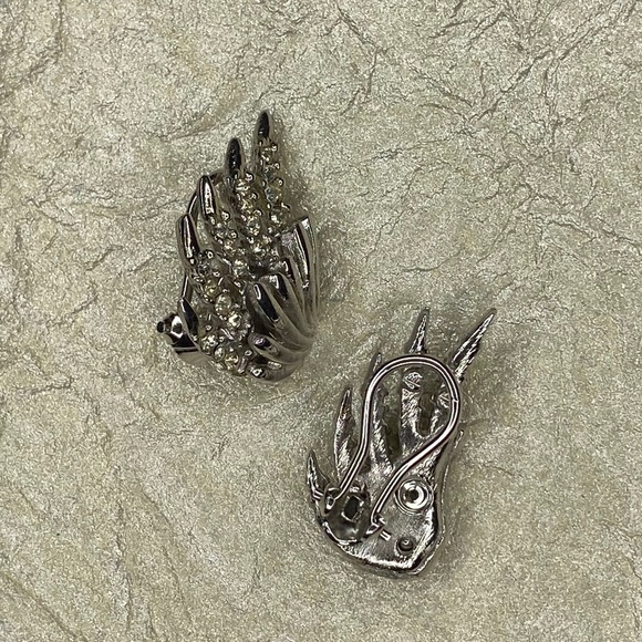 Vintage Silver Tone and Crystal Fan Clip Earrings - Picture 6 of 6